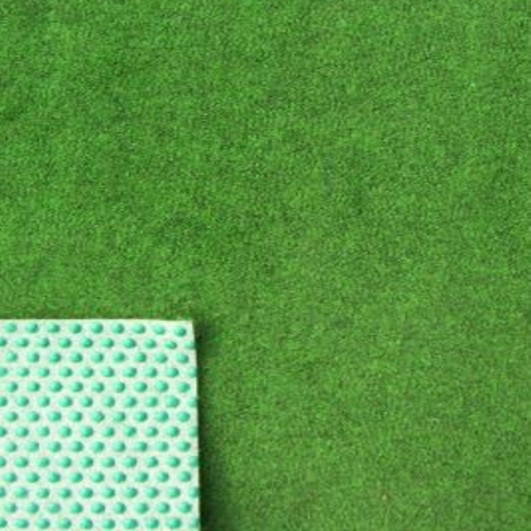 Kunstrasen PVC, Unterseite mit Noppen